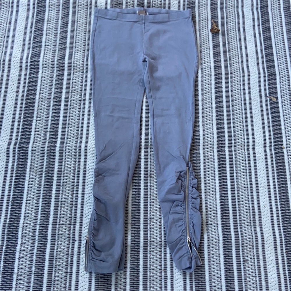 Forever 21  ruched leggings